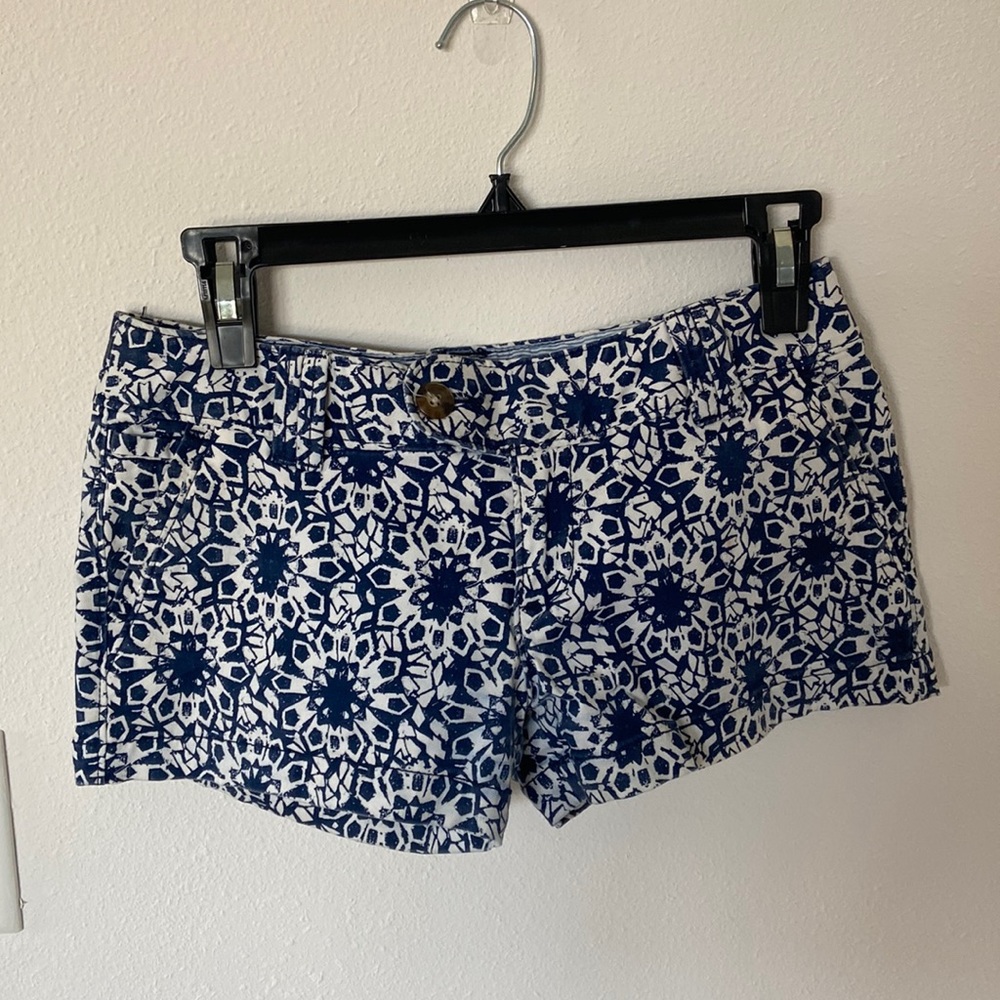 Patterned shorts